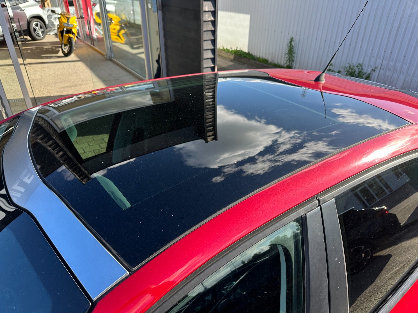 Billede af Peugeot 208 1,6 BlueHDi 100 Allure