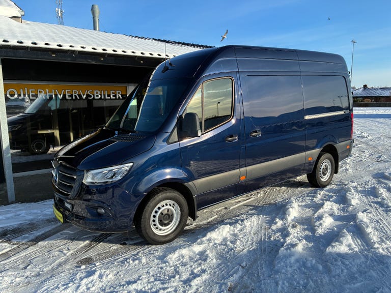 Mercedes Sprinter 319 CDi A2 Kassevogn aut. RWD