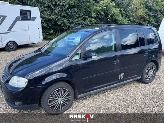 VW Touran TDi 136 Trendline Van