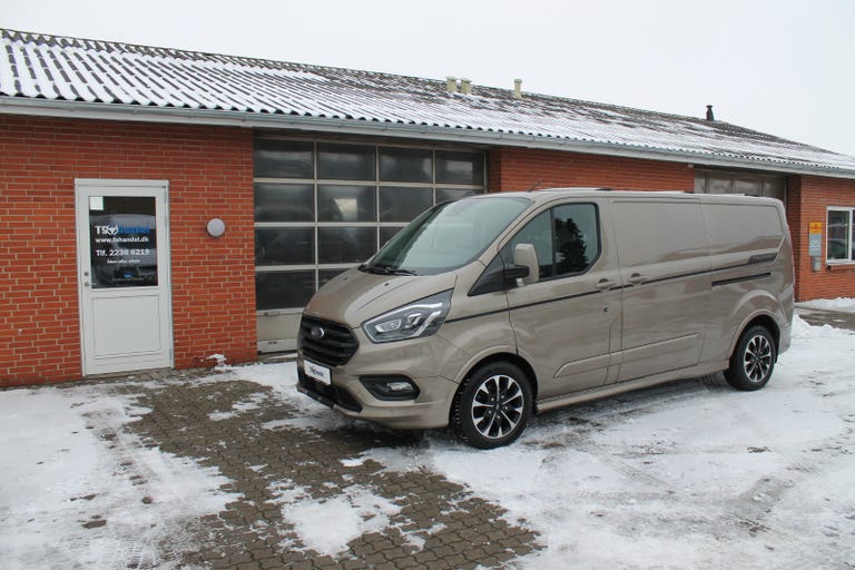 Ford Transit Custom 320L TDCi 185 Sport aut.