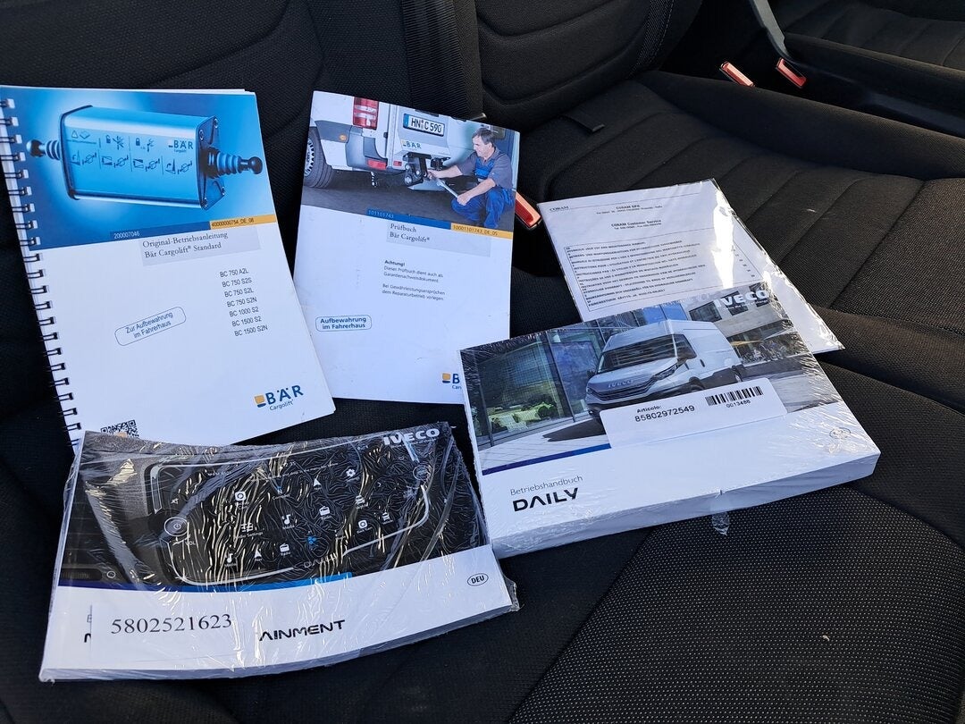 Billede af Iveco Daily 2,3 35S16 4100mm Box m/lift AG8