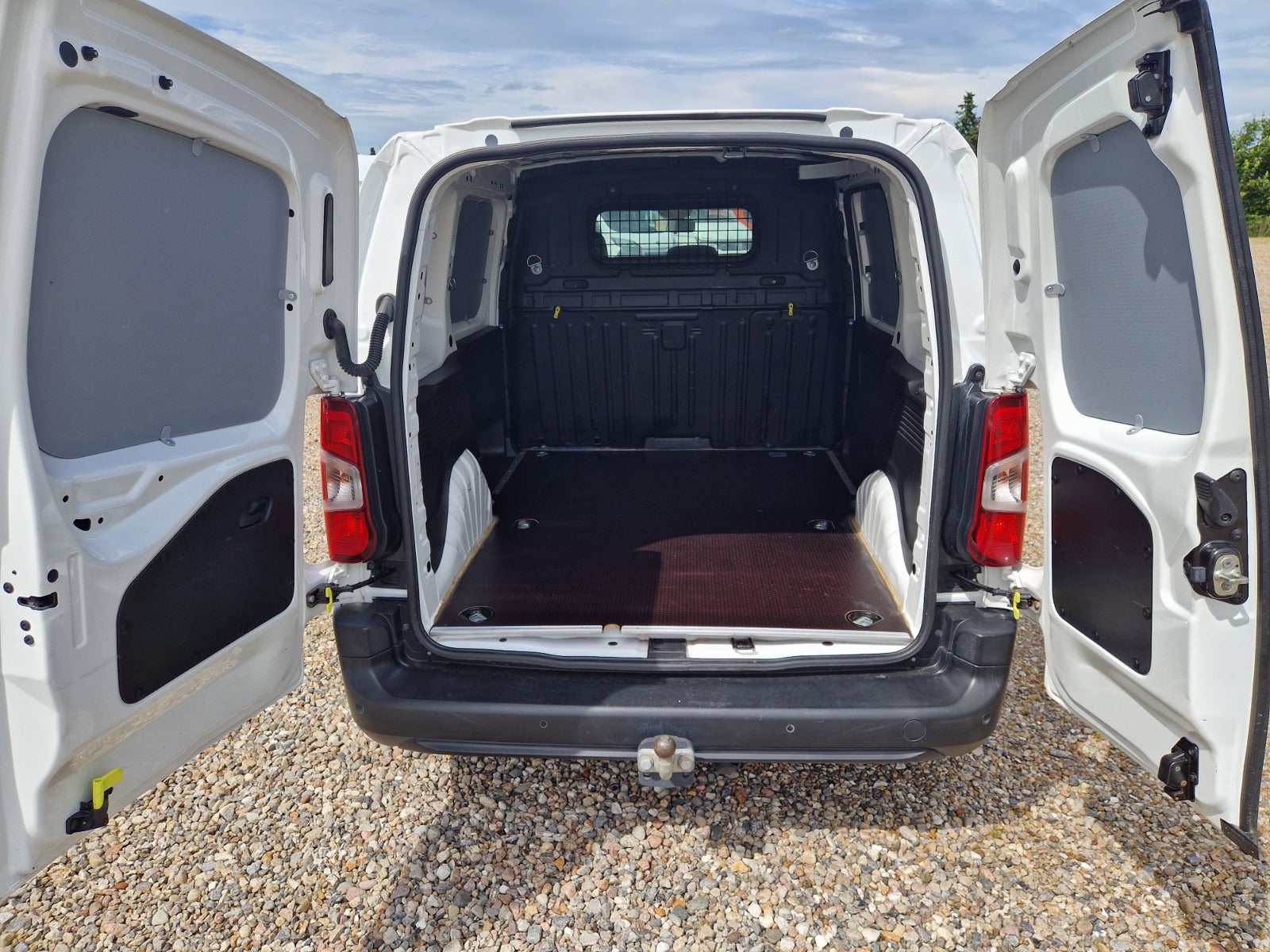 Billede af Peugeot Partner 1,5 BlueHDi 100 L1V1 Zap Van
