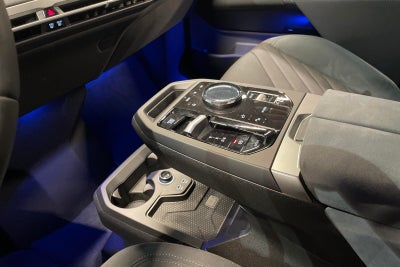 BMW iX xDrive45 Fully Charged