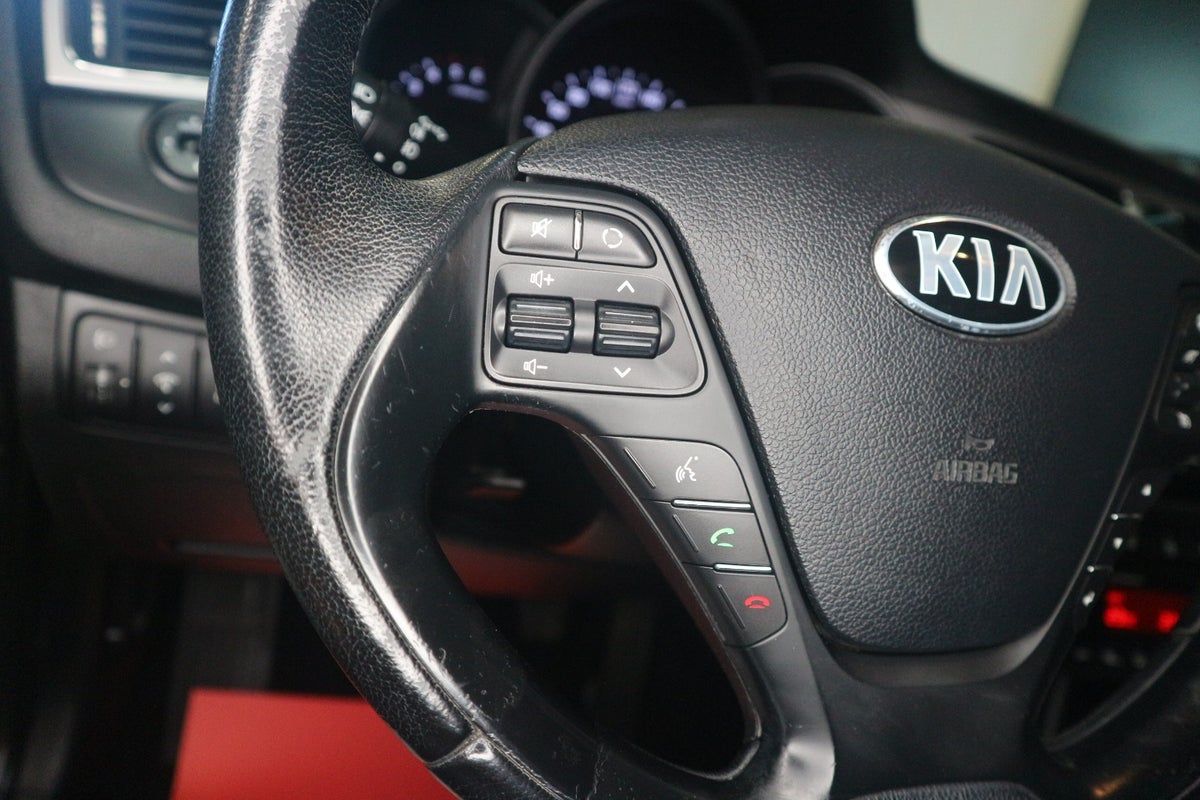 Kia Ceed CRDi 128 Limited SW