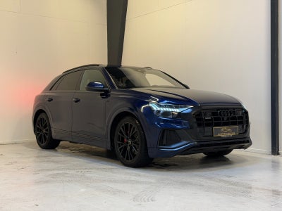 Audi Q8 50 TDi S-line quattro Tiptr. 5d