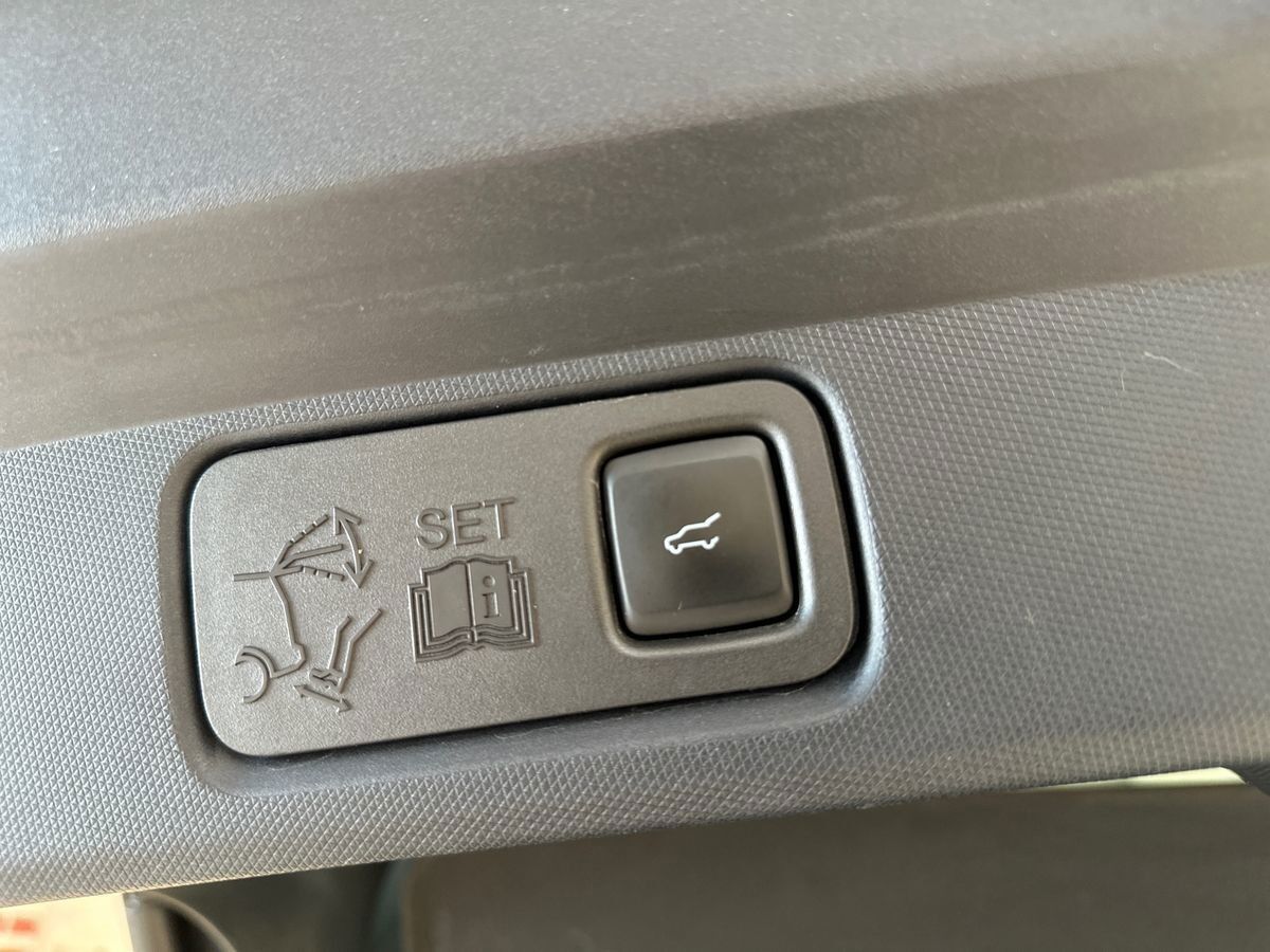 Ford Mustang Mach-E Standard Range billede 23