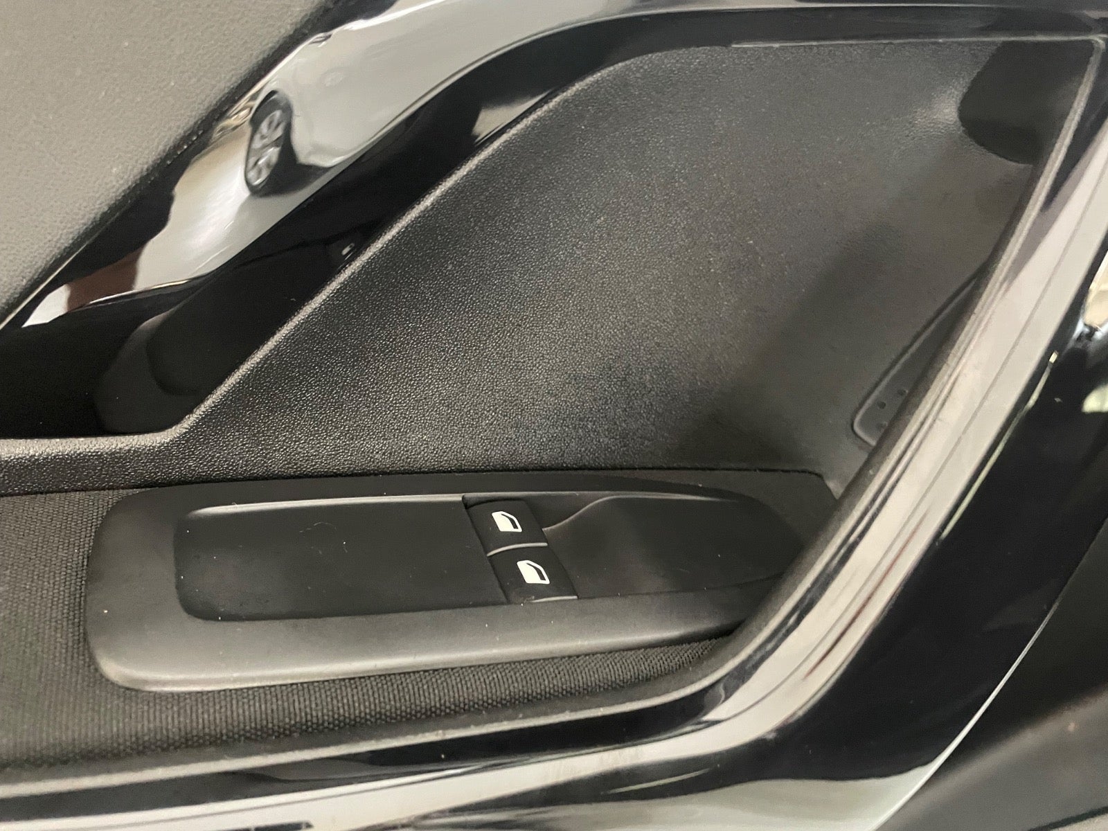 Billede af Peugeot 208 1,0 VTi Access