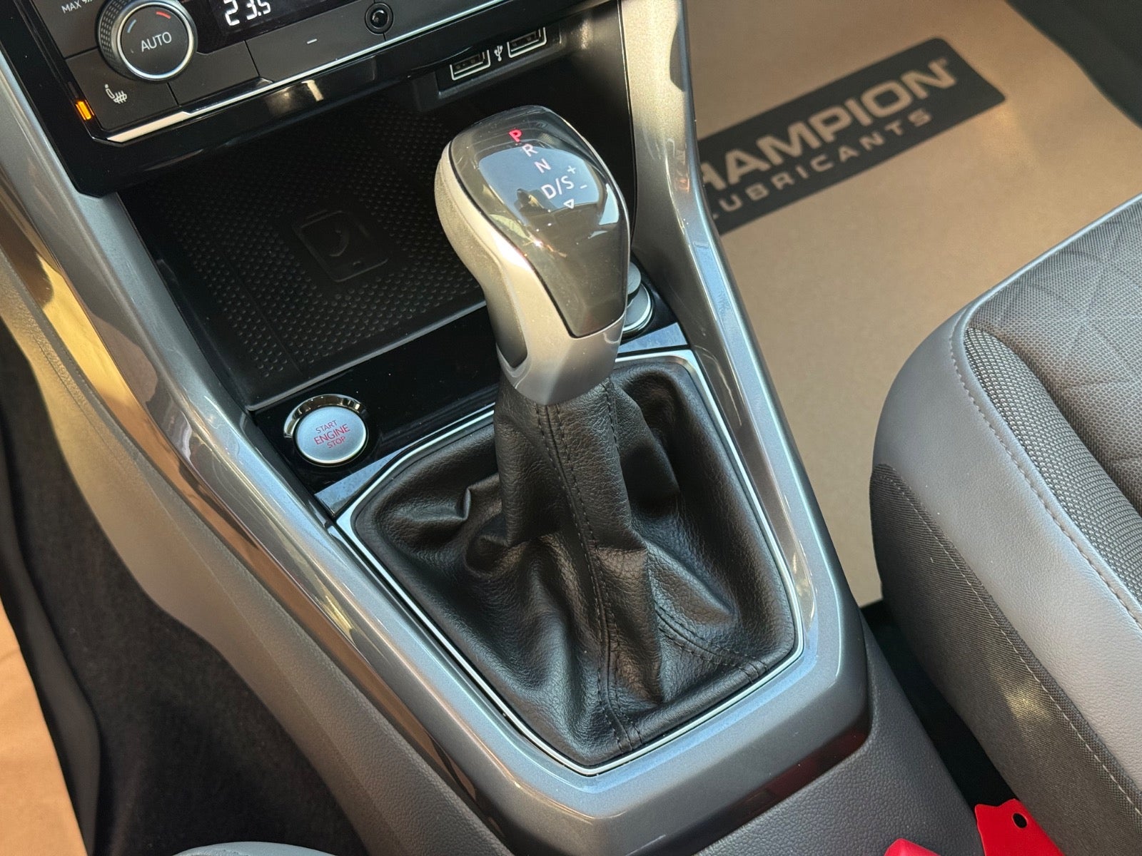 Billede af VW T-Cross 1,6 TDi 95 Style+ DSG