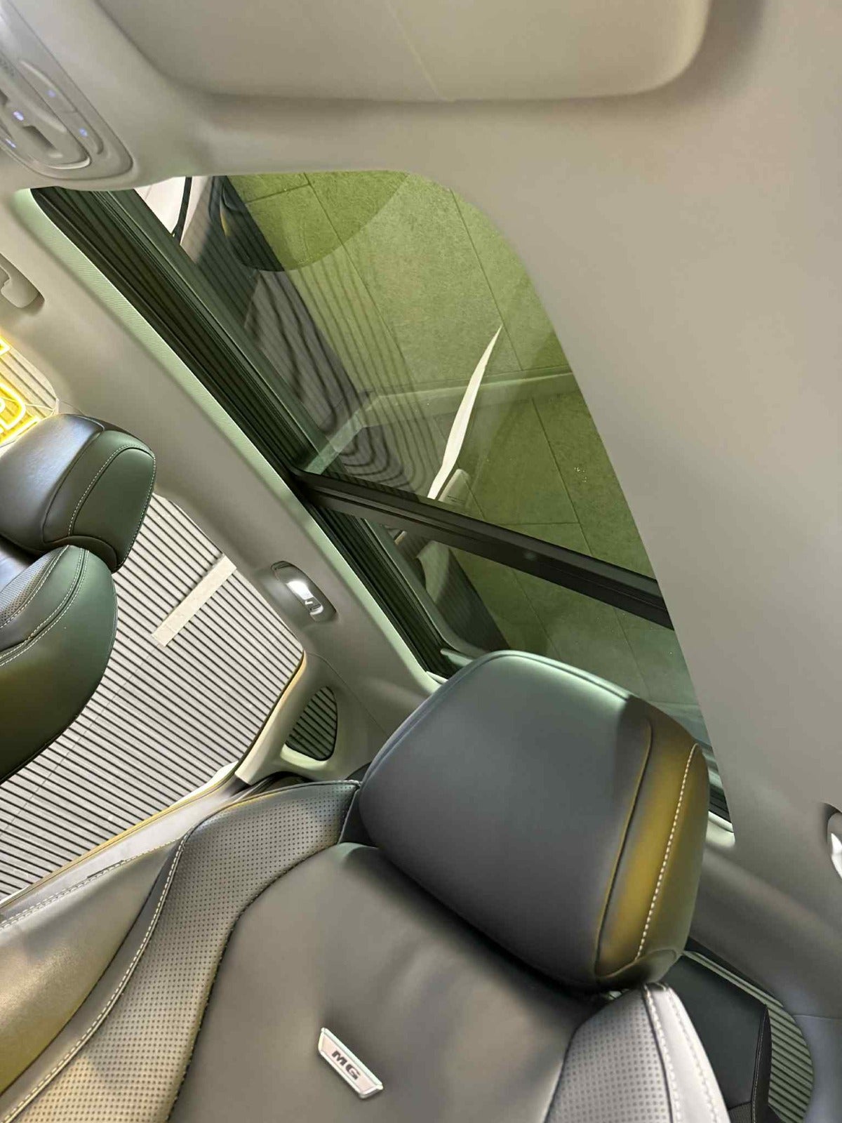 Billede af MG Marvel R Luxury