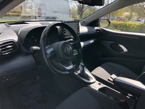 Toyota Yaris Hybrid Active Tech+ e-CVT