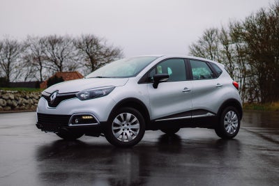 Renault Captur 0,9 TCe 90 Expression 5d