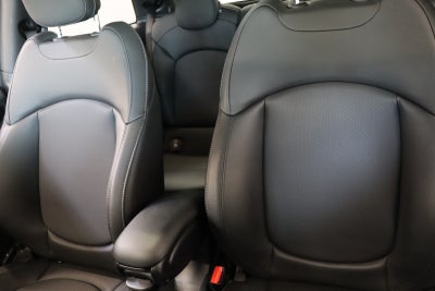 MINI Cooper SE Essential