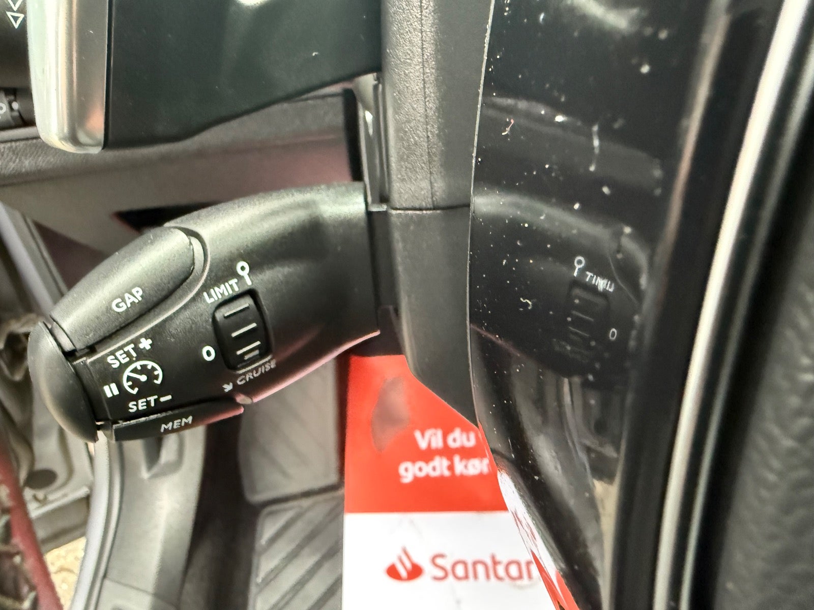 Peugeot 3008 Hybrid Allure LTD EAT8