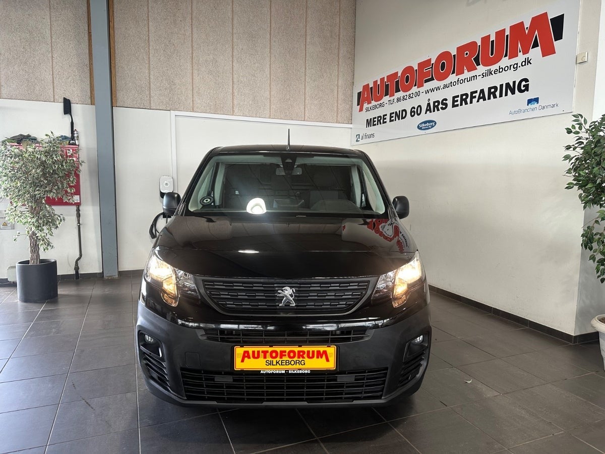 Peugeot Partner BlueHDi 130 L1V1 Plus EAT8 Van