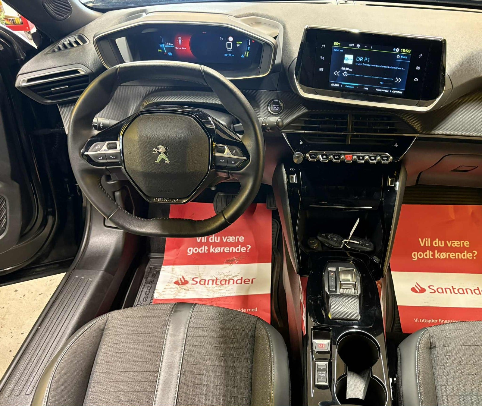 Billede af Peugeot e-2008 50 Allure