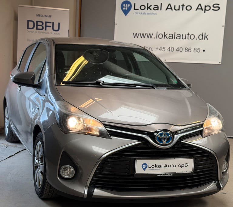 Toyota Yaris Hybrid H1 e-CVT