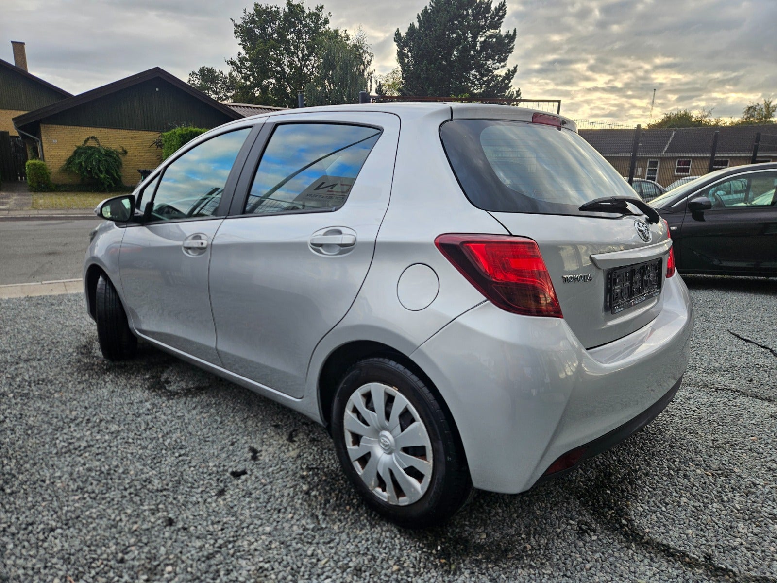 Billede af Toyota Yaris 1,0 VVT-i T2 Komfort