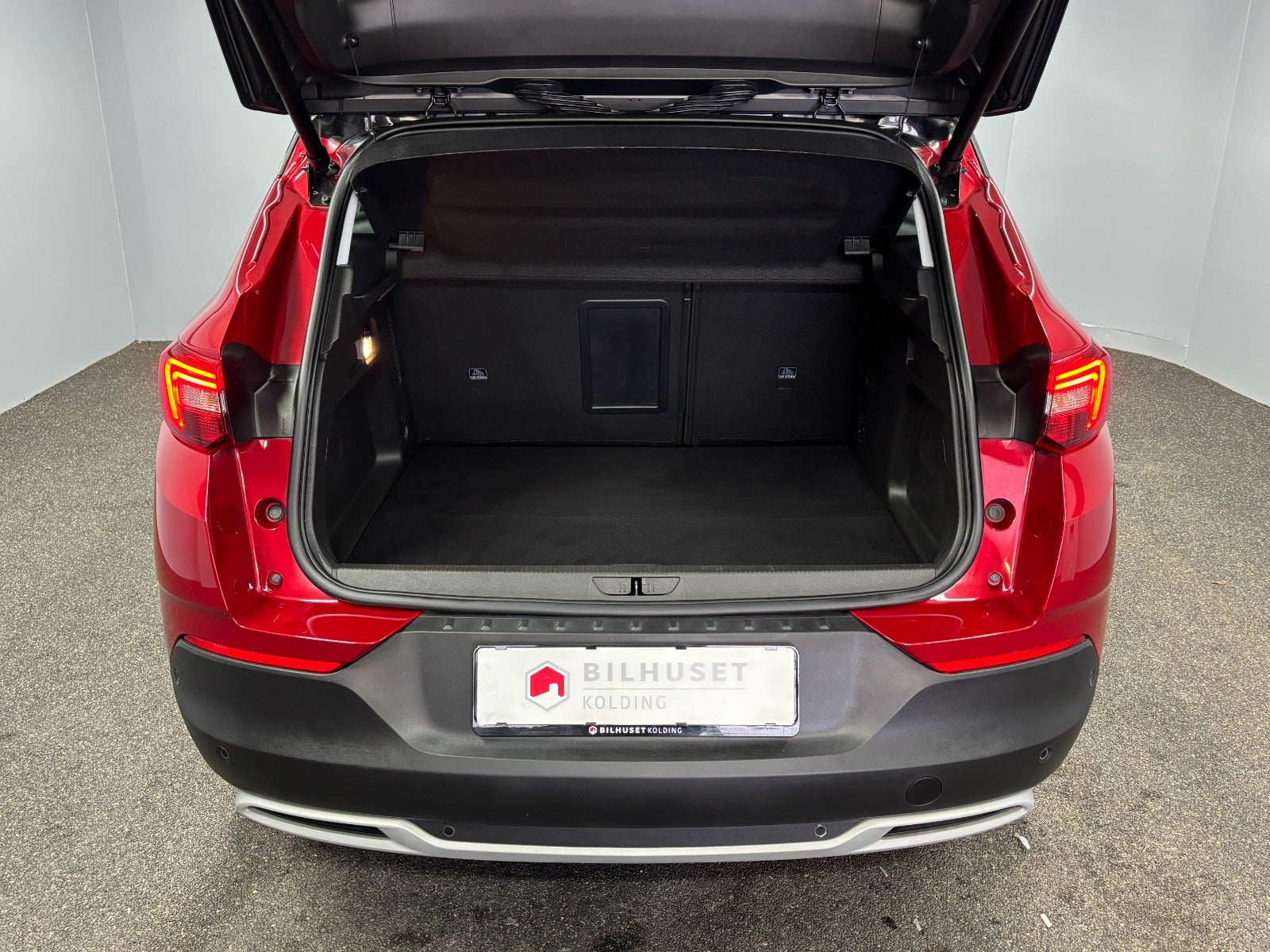 Billede af Opel Grandland X 1,6 Hybrid Ultimate aut.