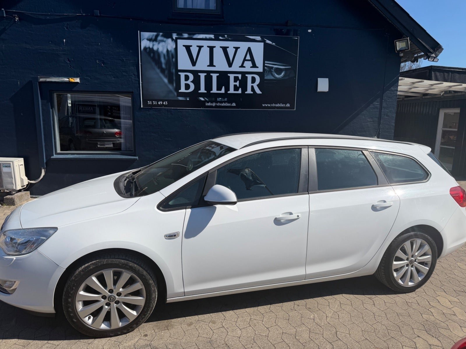 Billede af Opel Astra 1,6 Sport Sports Tourer