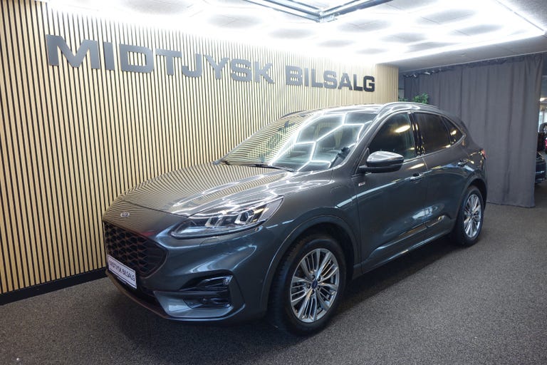 Ford Kuga PHEV ST-Line X CVT