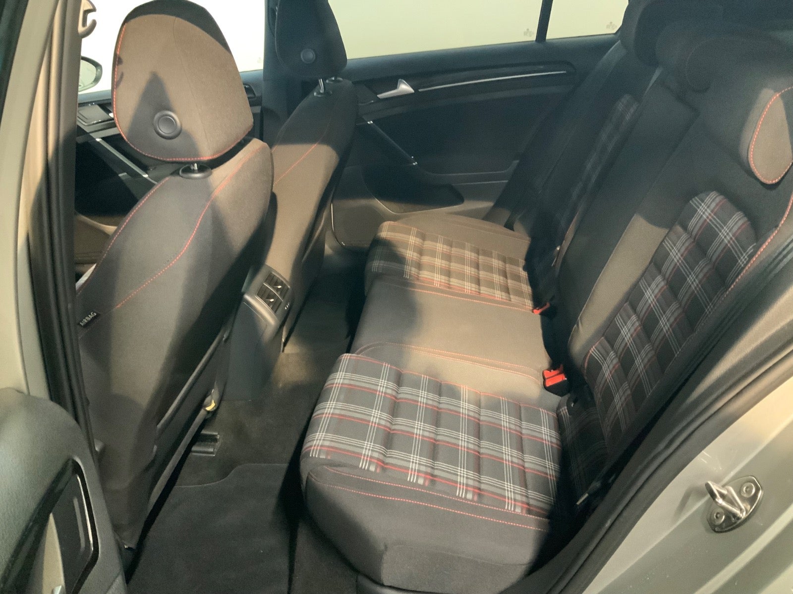 VW Golf VII (6/8)