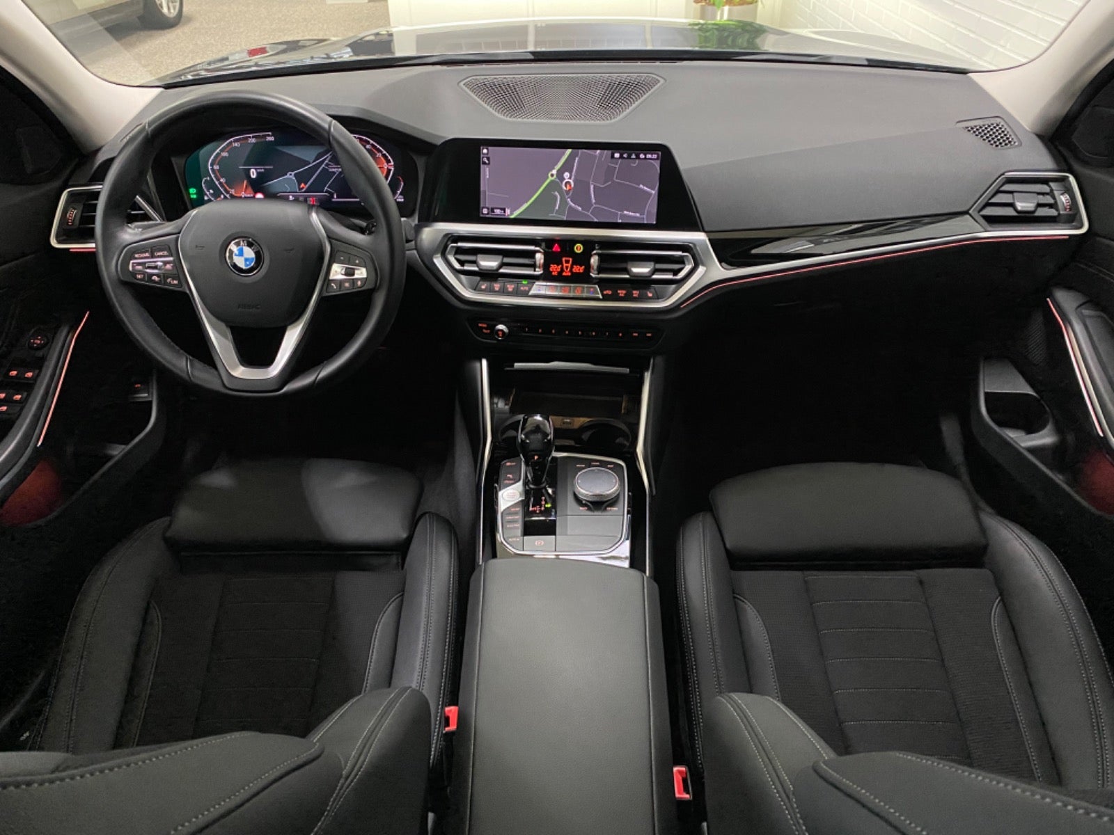 BMW 320i Touring Sport Line aut.