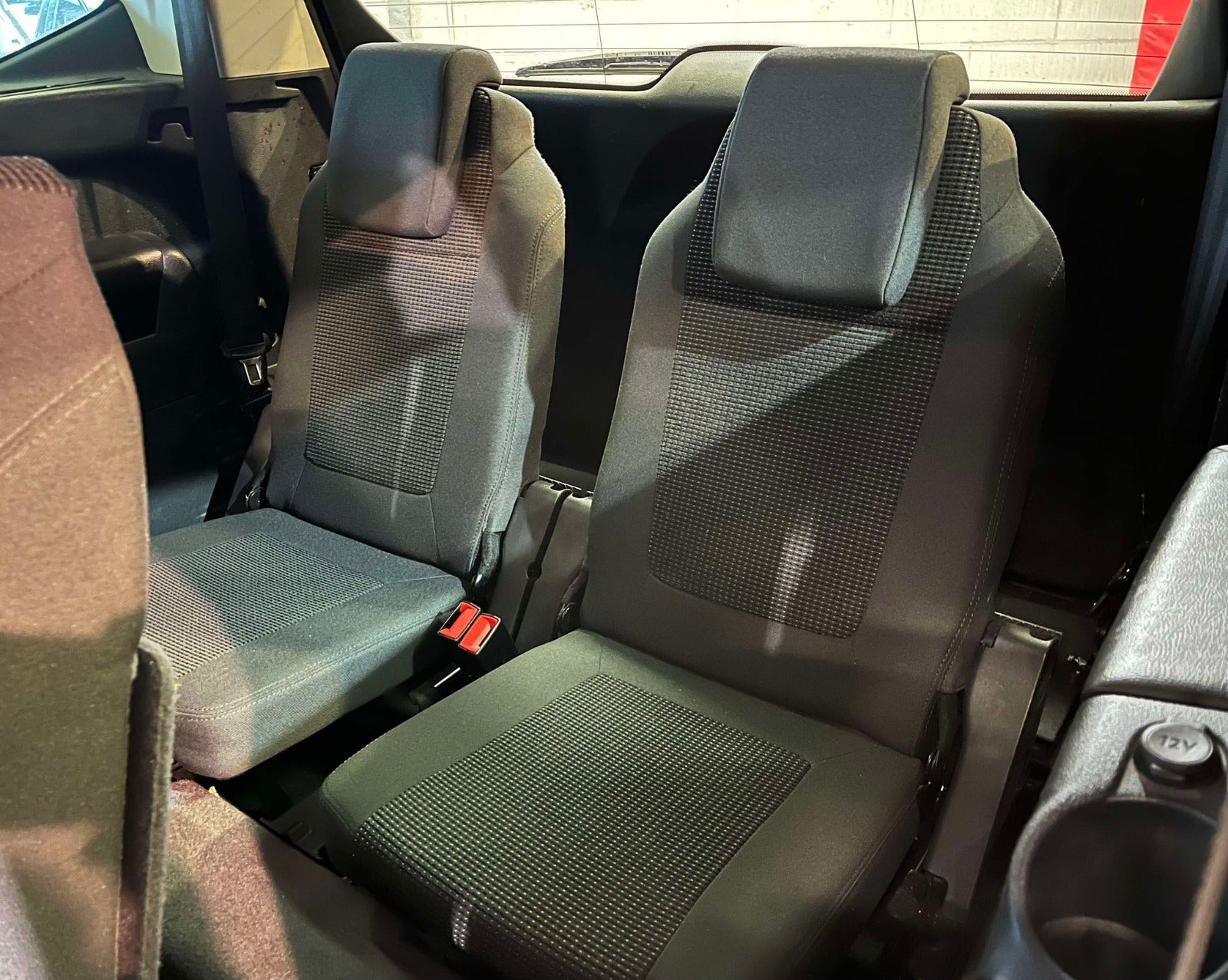 Billede af Peugeot 5008 1,6 BlueHDi 120 Allure 7prs