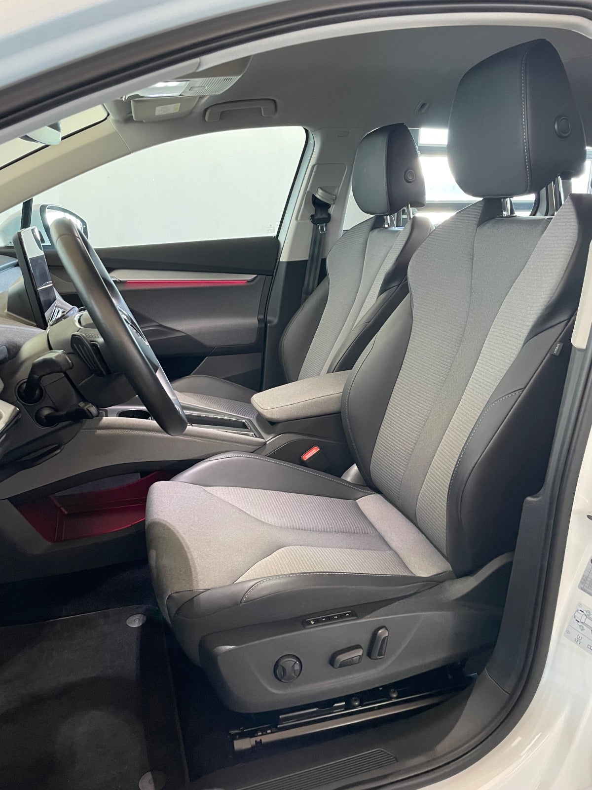 Skoda Enyaq iV Plus Loft