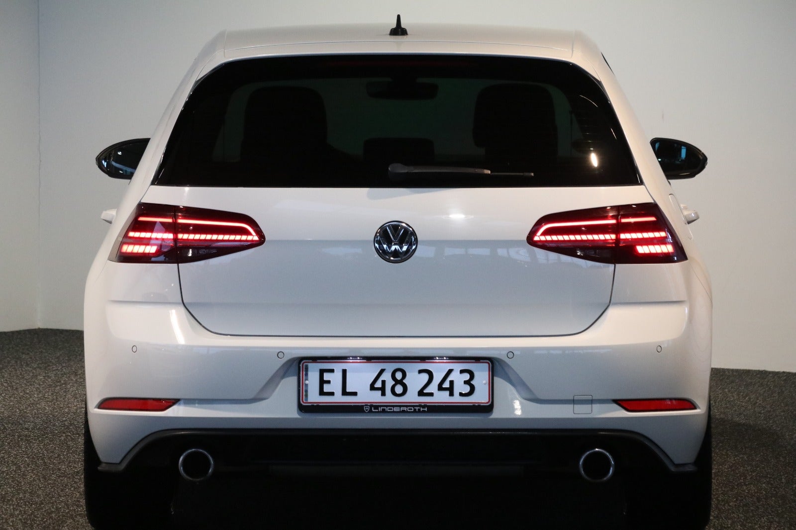 VW Golf VII 2,0 GTi Performance DSG 5d - 4