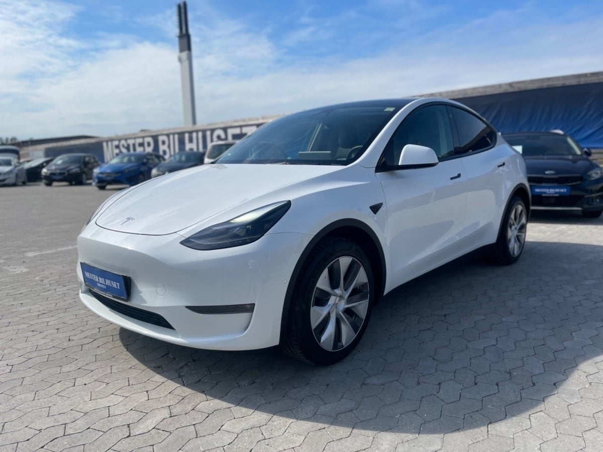 Tesla Model Y 2022