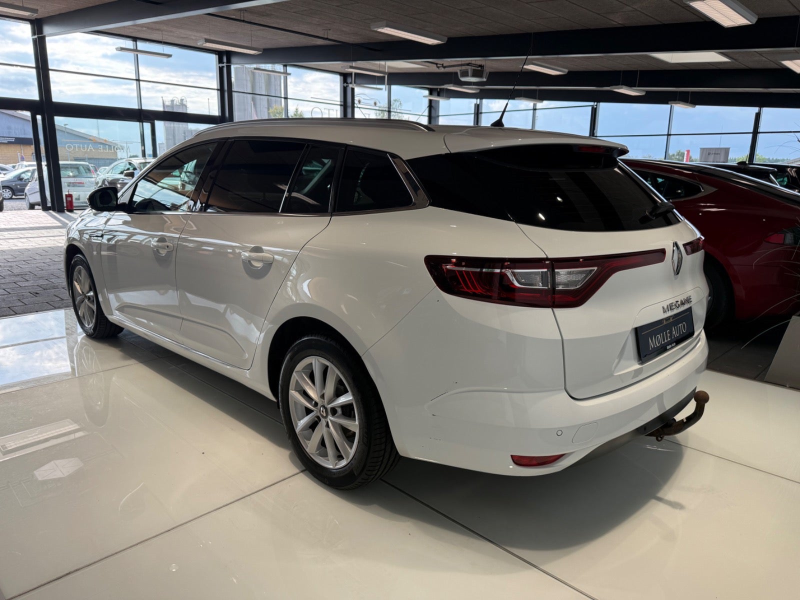 Billede af Renault Megane IV 1,2 TCe 100 Zen Sport Tourer
