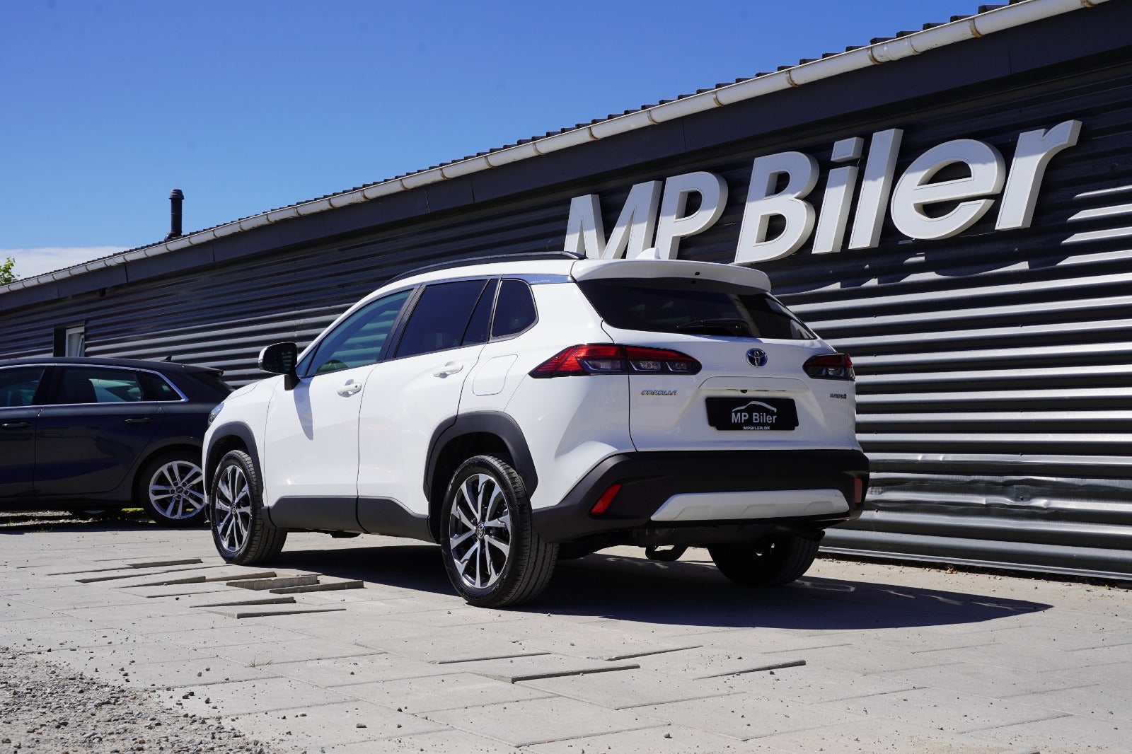 Billede af Toyota Corolla Cross 2,0 Hybrid Style Comfort CVT