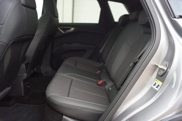 Audi Q4 e-tron 45S-line