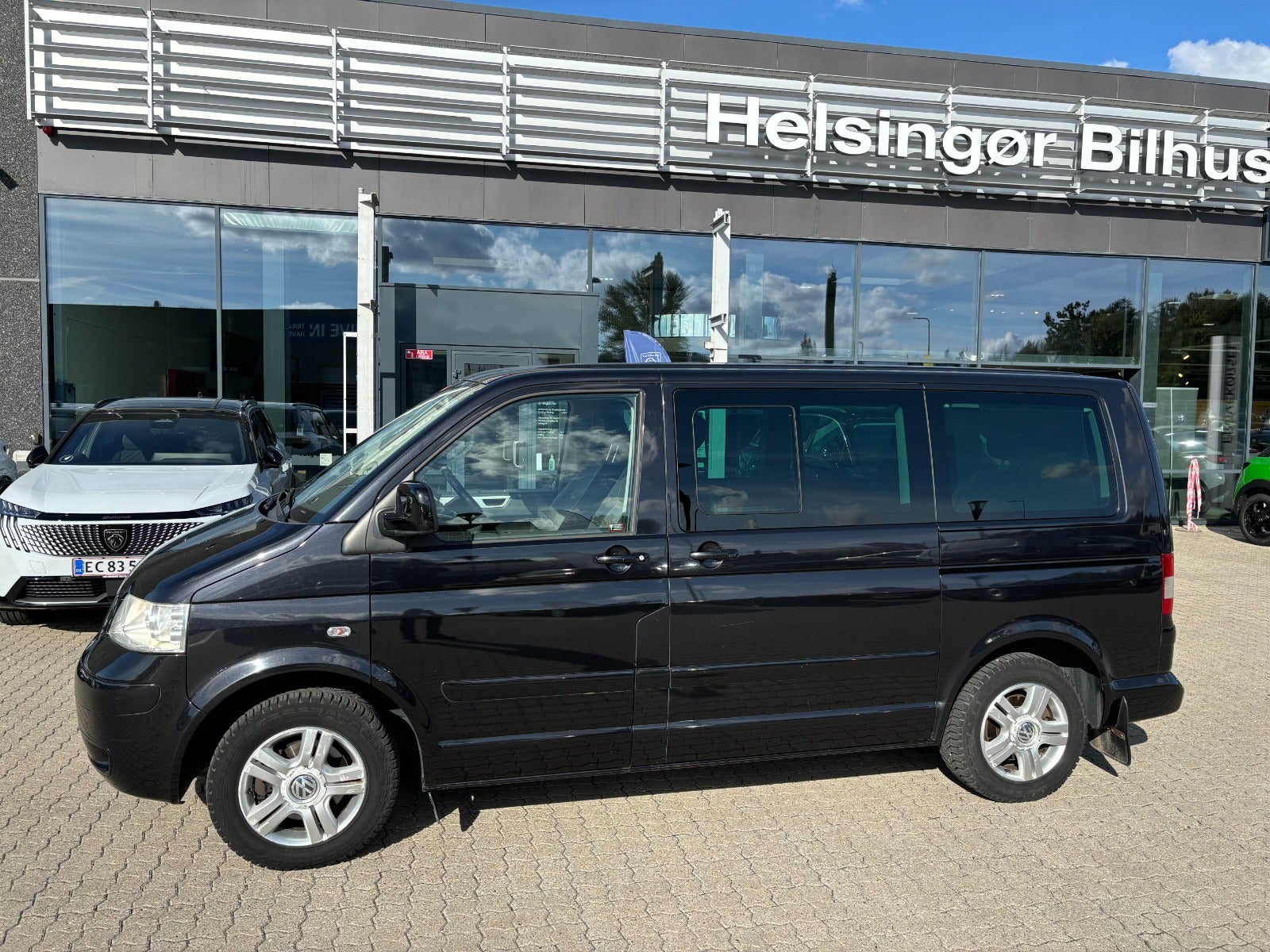 VW Multivan 2,5 TDi 130 Highline aut.