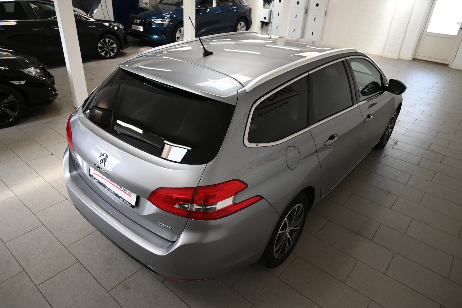 Peugeot 308 BlueHDi 120 Allure SW EAT6