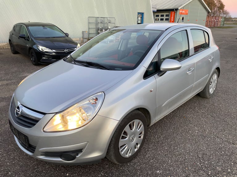 Opel Corsa 16V Essentia aut.