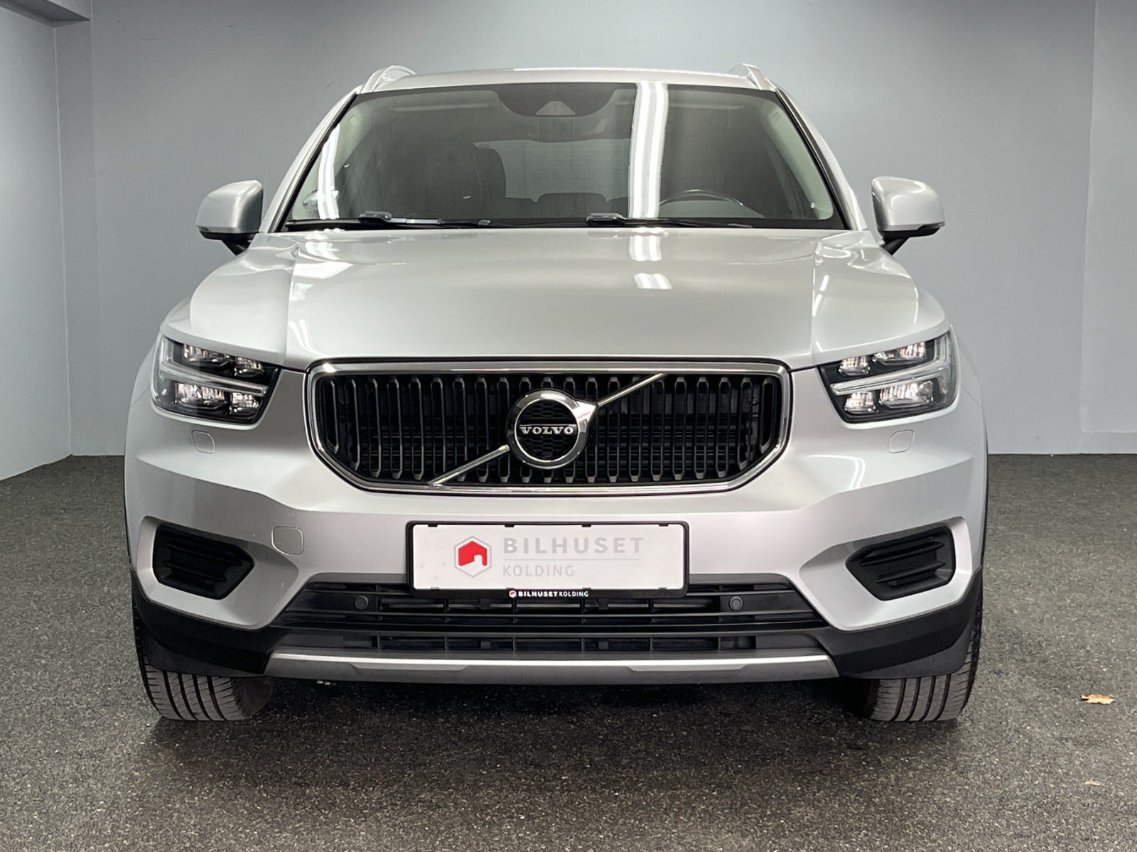 Billede af Volvo XC40 2,0 D3 150 Momentum aut.