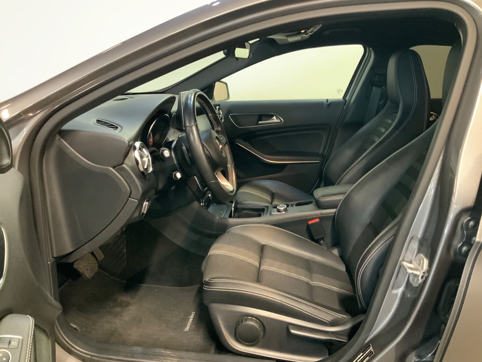 Mercedes-Benz GLA 200 d (7/8)