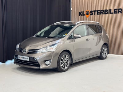 Nyhed Momsfri Modelår 2018 Kilometer 166.000 Drivmiddel Diesel Toyota Sportsvan 1,6 D-4D T