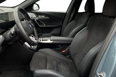 BMW iX2 eDrive20 Fully Charged M-Sport - 4