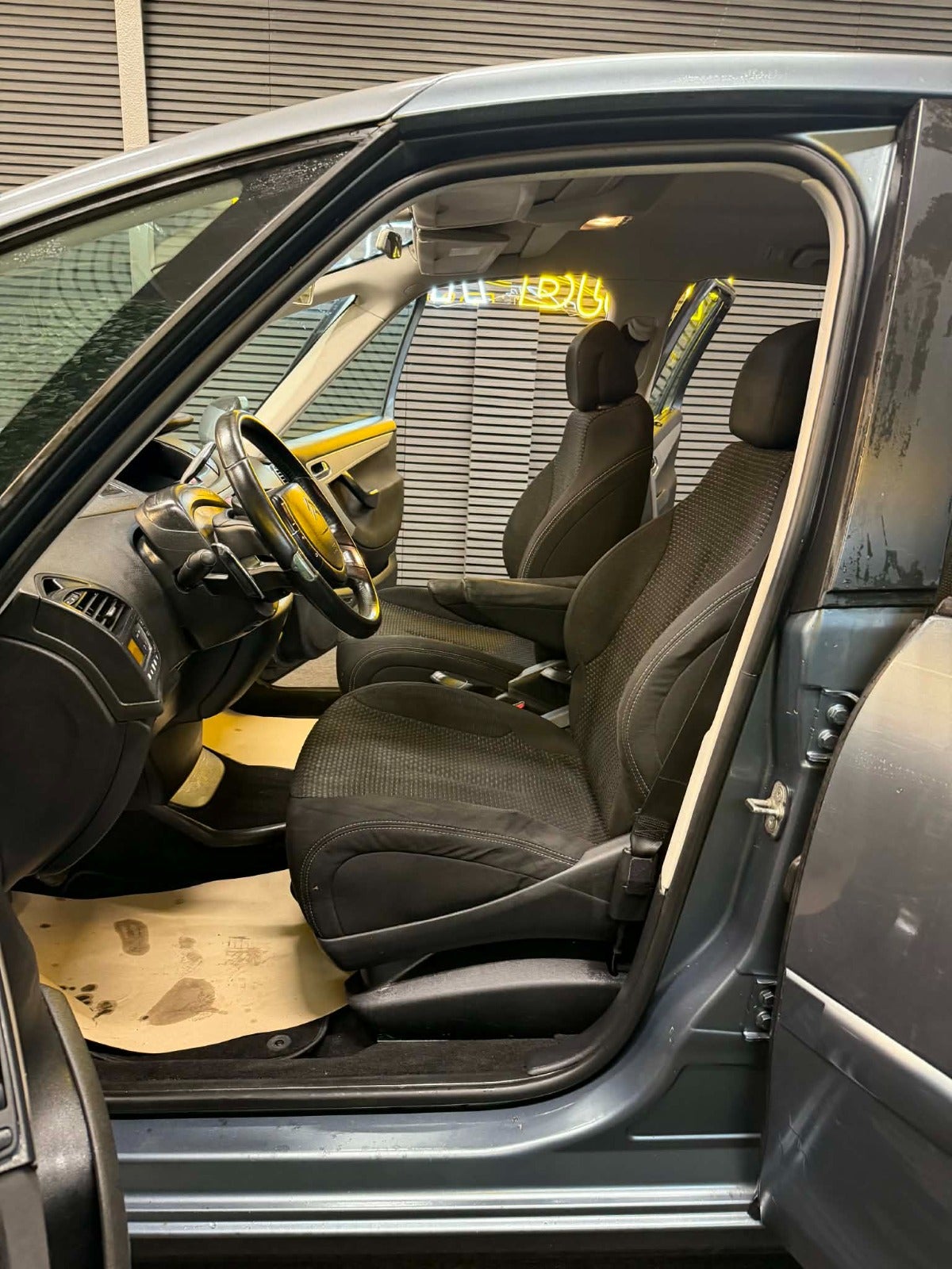 Billede af Citroën Grand C4 Picasso 1,6 HDi 110 VTR E6G 7prs