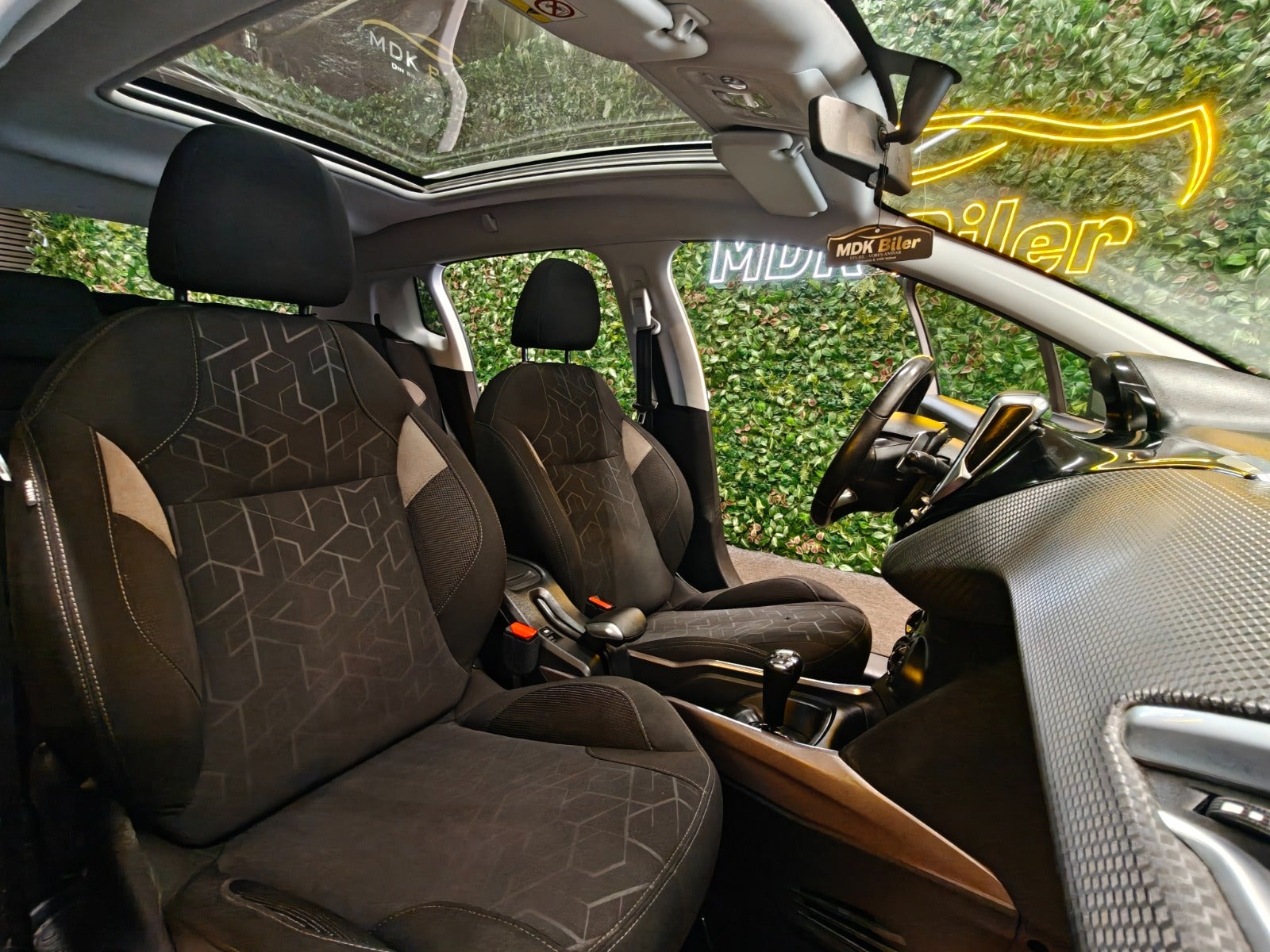 Billede af Peugeot 2008 1,6 e-HDi 92 Active Sky ESG