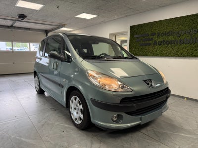 Peugeot 1007 1,4 City 3d