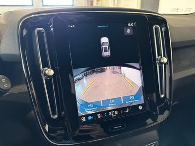 Volvo XC40 P6 ReCharge Core