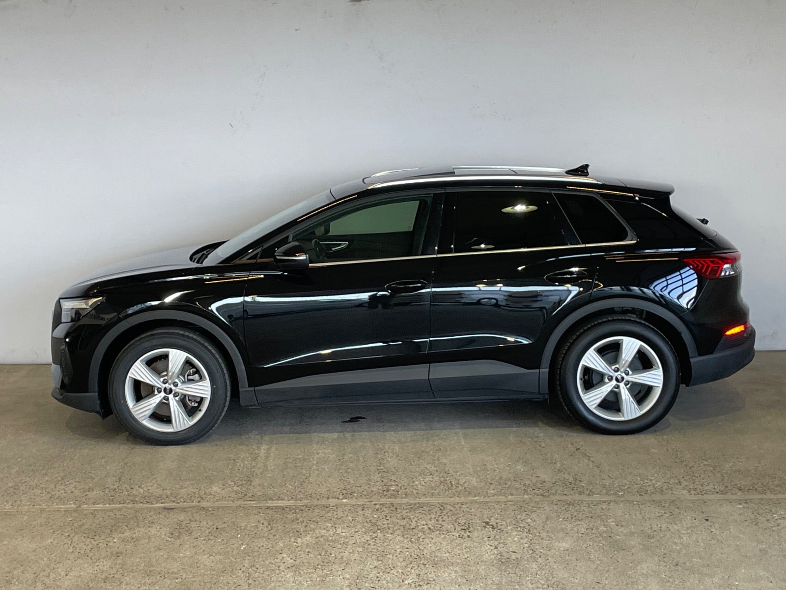 Audi Q4 e-tron Advanced