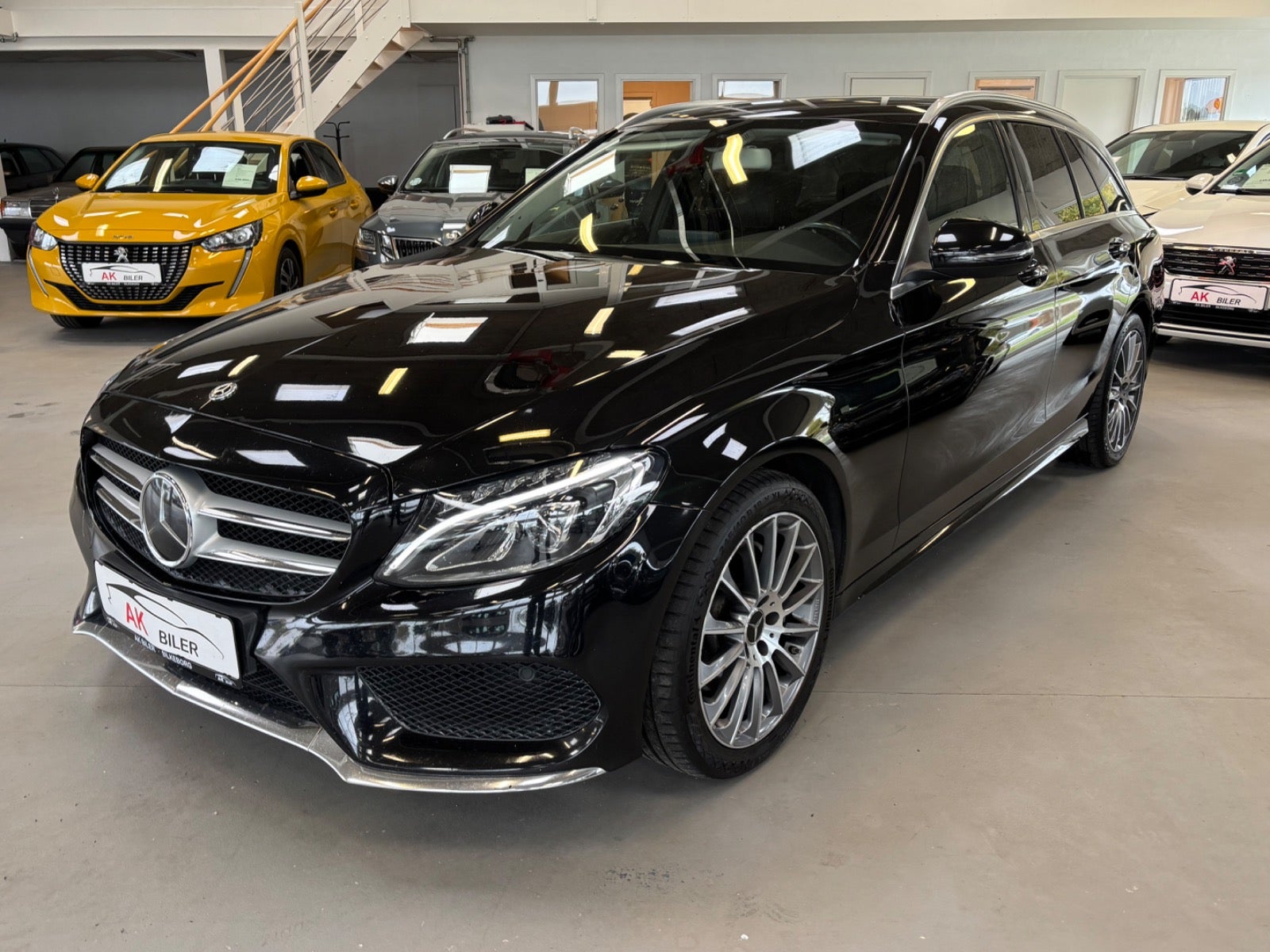 Mercedes C220 d AMG Line stc. aut.