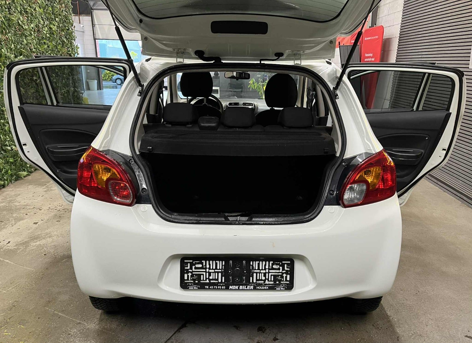 Billede af Mitsubishi Space Star 1,2 Black & White