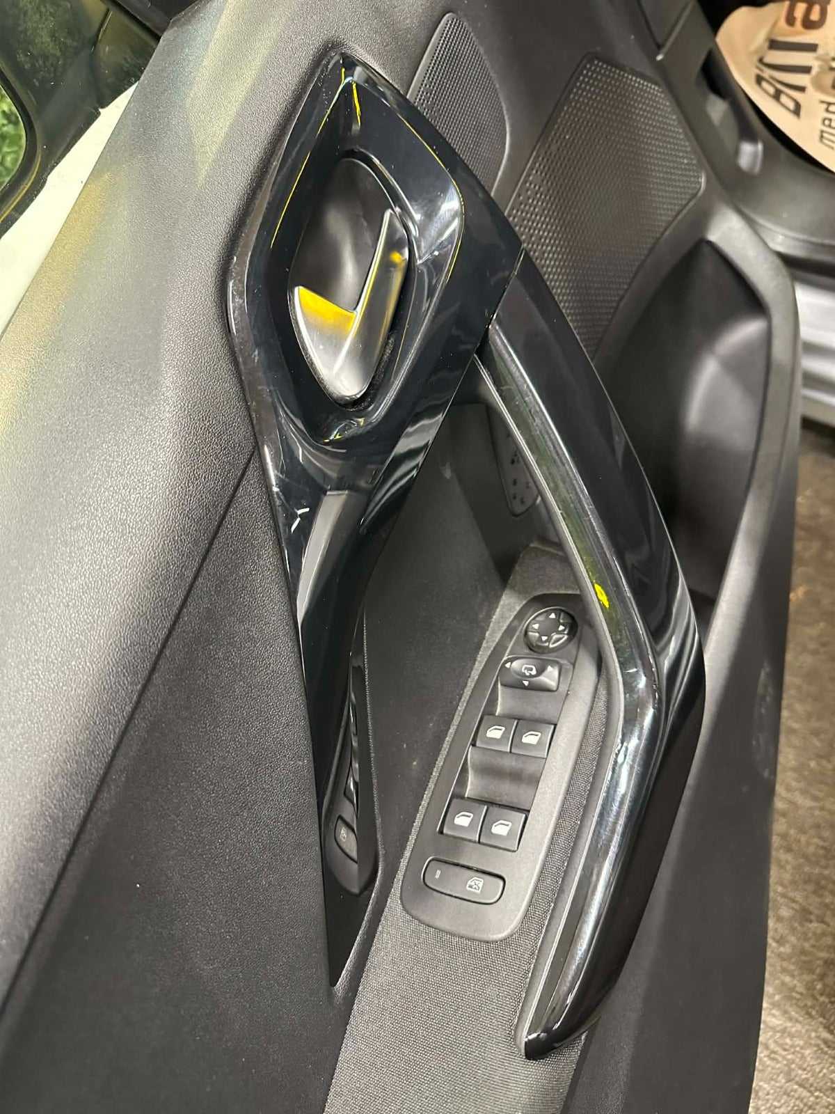 Billede af Peugeot 208 1,5 BlueHDi 100 Infinity Sky