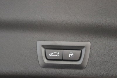 BMW iX1 xDrive30 X-Line