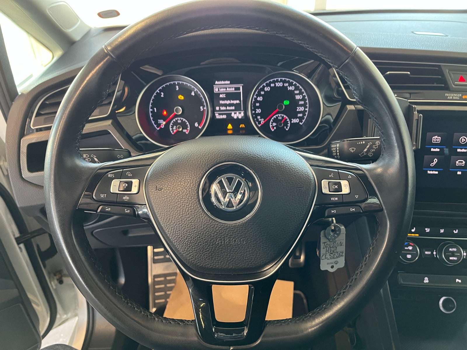 Billede af VW Touran 1,6 TDi 115 IQ.Drive DSG Van